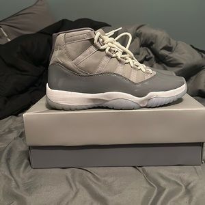 Jordan 11 Cool Grey